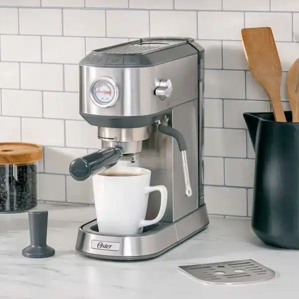Cafetera compacta de Espresso con bomba italiana de 15 bares OSTER - Image 3
